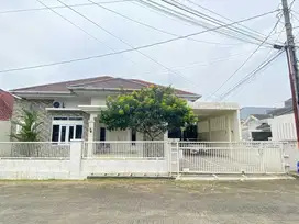 Rumah mewah hook perum elit dekat Gor, kampus UNSOED Purwokerto