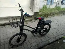 Sepeda listrik selis 03