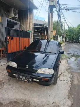 Suzuki Esteem 1.6 th 94