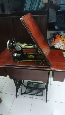 Mesin jahit singer