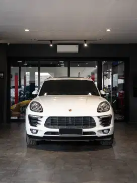 Porsche Macan 2020 Tailgate