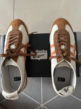 ORIGINAL & NEW!!!Sepatu OnitsukaTiger Cream Uk 44.5 / US 10.5