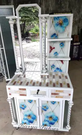 Toalet Rias Cantik