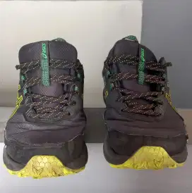 Jual sepatu asics Gel Venture 9