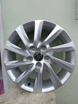Velg Copotan Zenix baru seminggu pakai