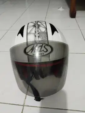 Helm anak mds  xs