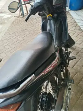 JUAL BUTUH VEGA ZR 2009 LENGKAP