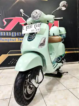 Piaggio Lx125 i-get km.1rb batik edition reg.24.Anugerah motor rungkut