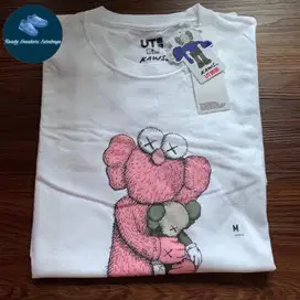 Kaos Uniqlo x Kaws Pink BFF White New Original
