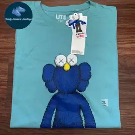 Kaos Uniqlo x Kaws Blue BFF New Original
