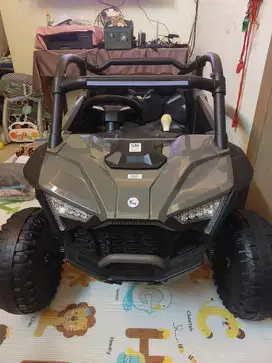 MOBIL OFFROAD AKI