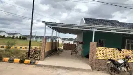Menerima pemasangan rangka baja ringan