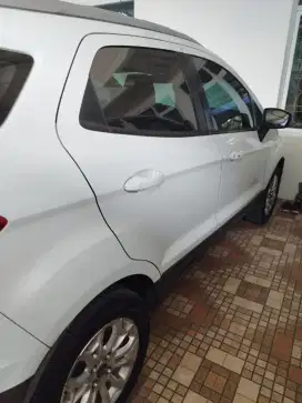 Dijual Ford Ecosport 2014 Titanium AT - Mobil SUV yang Stylish.
