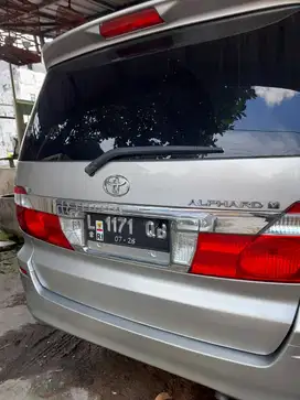 toyota alphard 2004