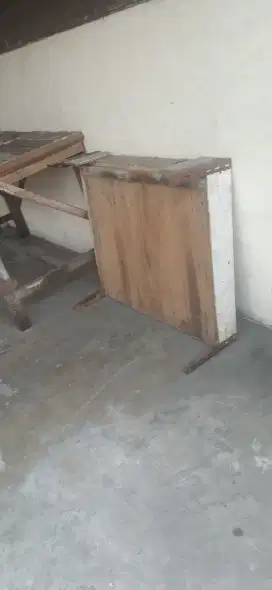 Meja pendek /meja ceper