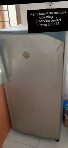 Di jual kulkas murah merk Glacio !!