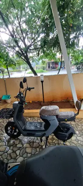 Sepeda Listrik Exotic X-630 muluss minus baterai. Nota pembelian ada.