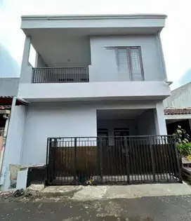 Dijual Rumah 2lantai Dekat BXC Mall Di Vila Mutiara Ciputat Tangsel