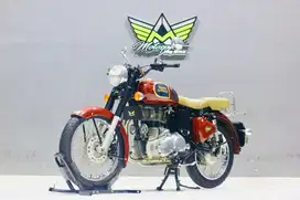Royal enfild classic350 classic500 estrella250 w250