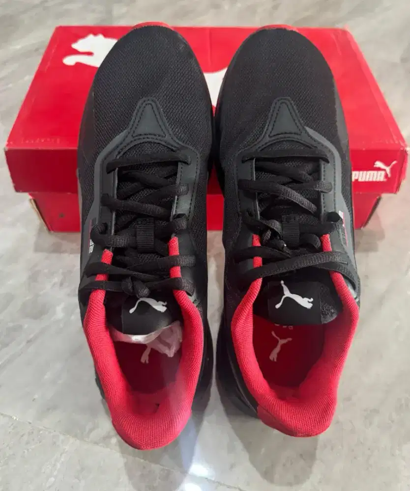 Jual BU sepatu puma Seri Ferrari ORI