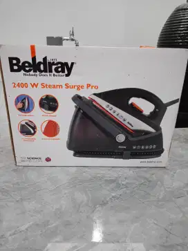 Setrika uap Beldray