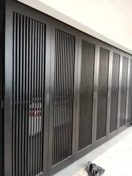 Pagar rumah/garasi minimalis