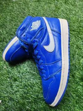 NIKE AIR JORDAN 1retro High Hyper Royal size 43