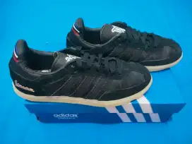Adidas Vespa Collab Dior size 39. Kondisi baru gres. Kualitas premium