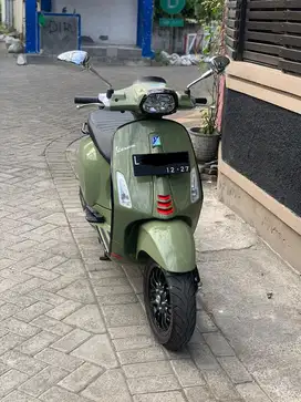 Vespa Sprint S Green Tenace