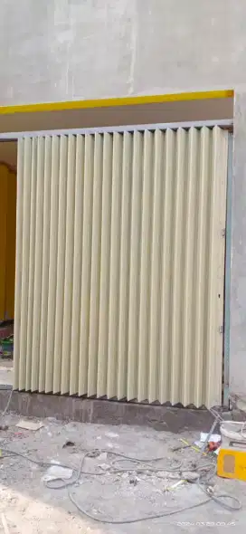 pintu harmonika bjn