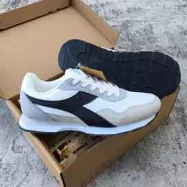Diadora Koridor Mens Shoes Original BNIB