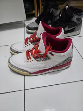 Jordan 3 retro cardinal red size 44