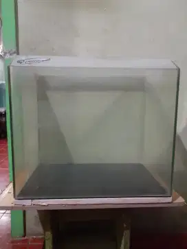 aquarium tebal 5 mm