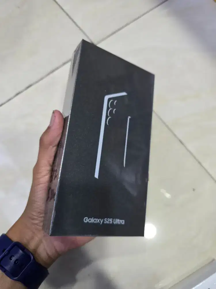 Jual cepet aja Samsung S25 ultra 512gb Segel BNIB new SEIN