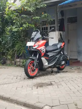 Aprilia SRGT Sport 200 Like New