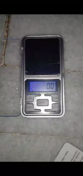 Timbangan emas digital