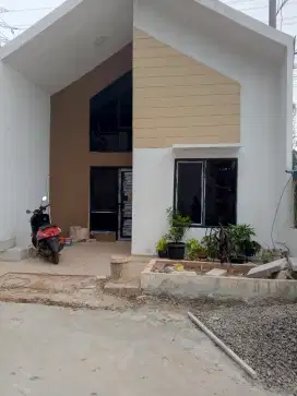 Rumah di Depok. 175 JT bisa 3x bayar dekat ke stasiun Depok lama