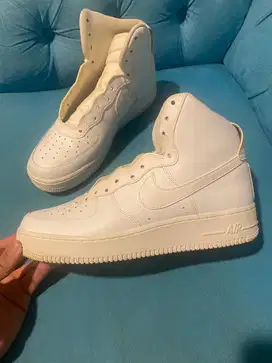 Nike Air Force 1 High. 44