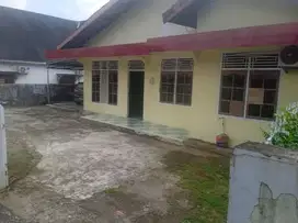 Rumah luas di sewakan/dikontrakkan min 2 tahun