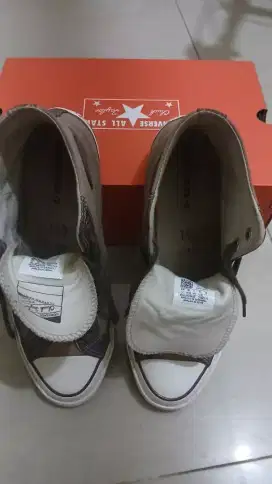 Sepatu converse
