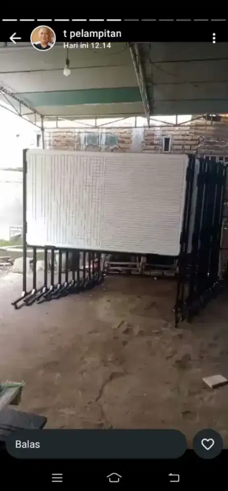 Papan tulis baru standing wa