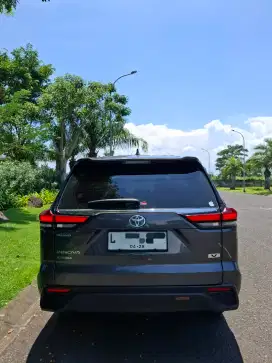 Innova Zenix V 2.0 Bensin 2023 AT Matic Grey Non Hybrid