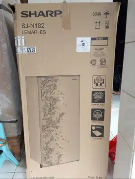 Jual kulkas Sharp baru beli