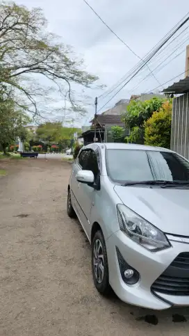 Mobil Agya Sangat Terawat (Tangan Pertama)
