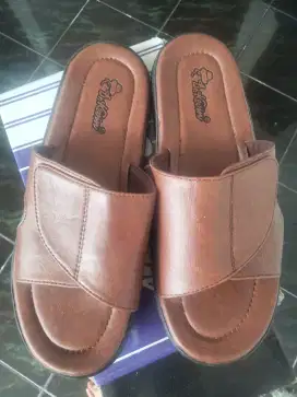 Sandal dr. Kevin