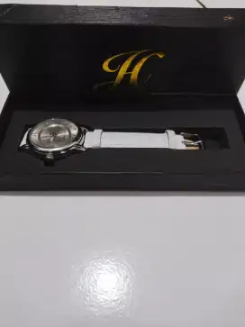 [Preloved] Jam Tangan Wanita Jim's Honey Putih