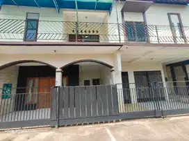 rumah 2 lantai  colomadu