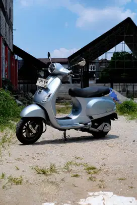 PIAGGIO VESPA MATIC LX 125 IGET FACELIFT 2023 BISA KREDIT