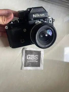 Kamera Analog Nikon F2 + Lensa Nikon 28MM