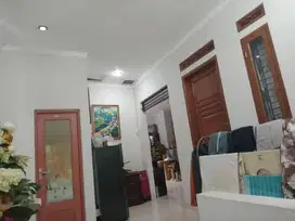 Jual Kilat Rumah 2 lantai  Semi Furnished di GrahaCendana